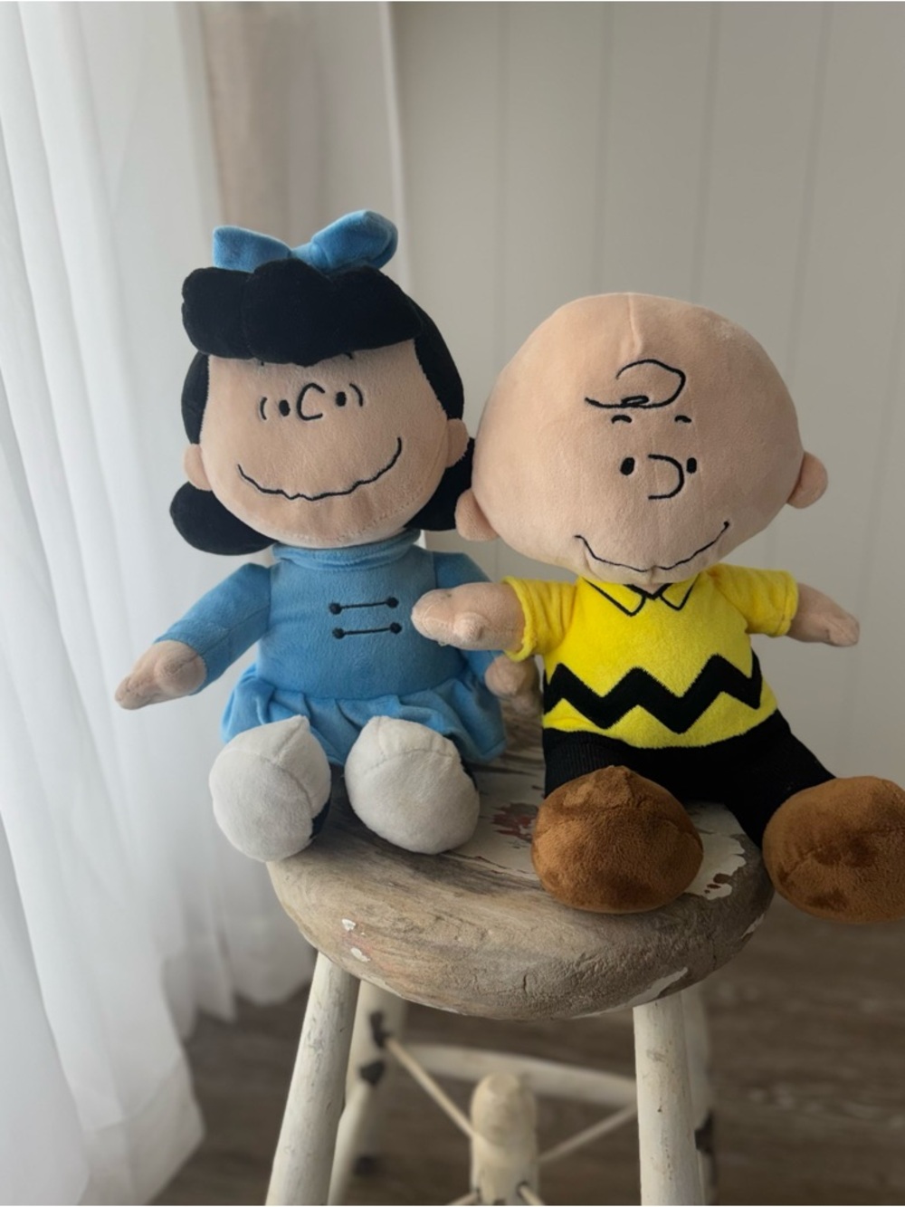 Peanuts Charlie Brown & Lucy Collectible Plush Set Animal Adventure